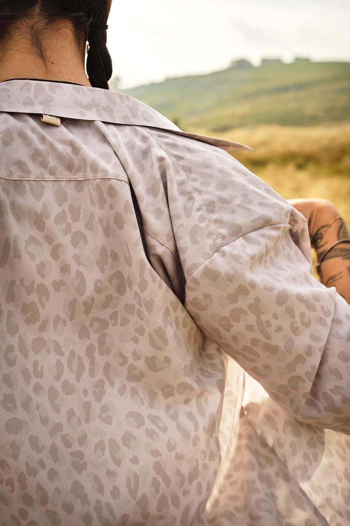 Beyond Gravel Soave Resort Shirt by Giordana Cycling, MARSHMALLOW, Made in Italy