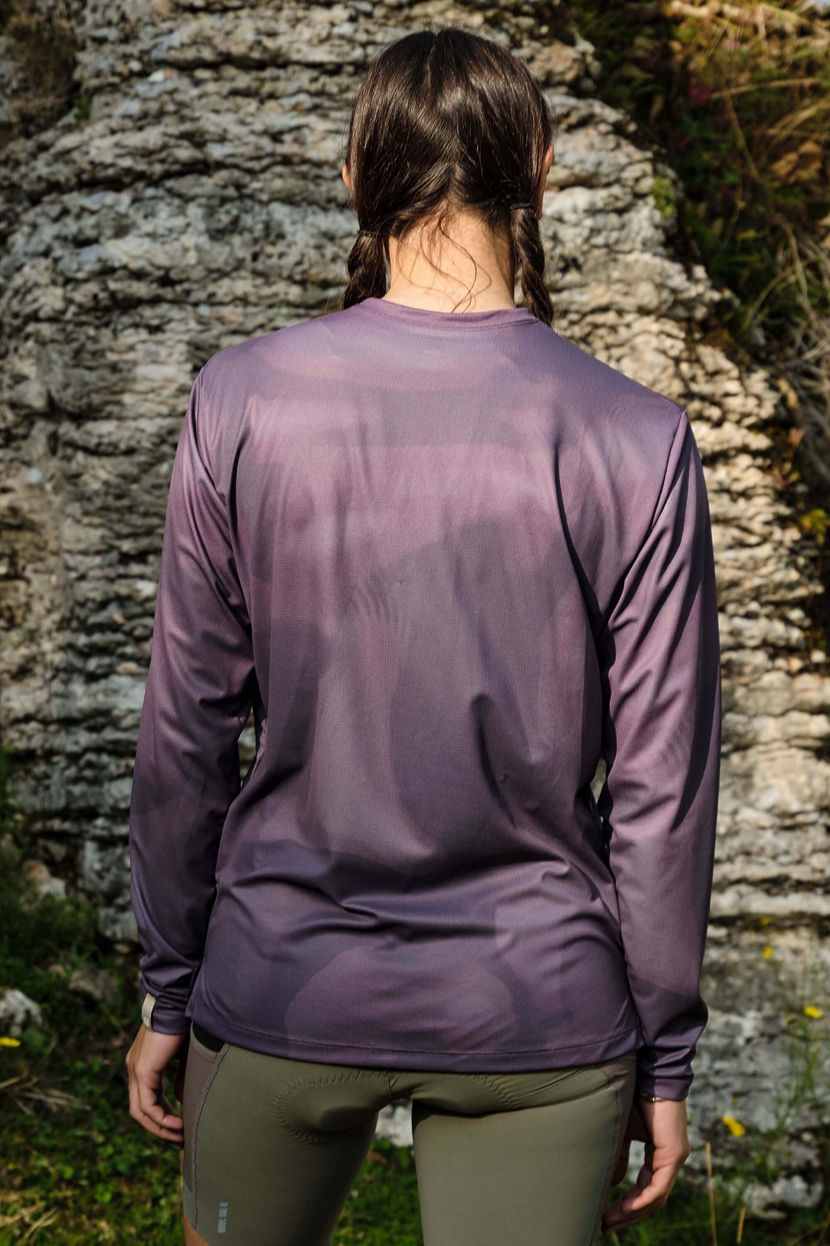 giordana-cycling-beyond-gravel-tech-tee-ss-grapeade-back-1-web.jpg